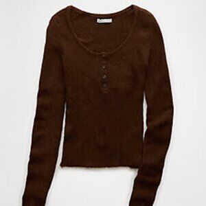 American Eagle fitted Henley Sweater